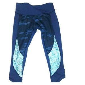 Lululemon wunder under crops blue camo